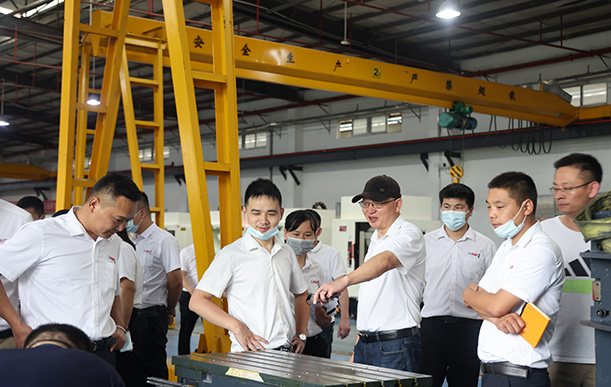 �߽���������ȷ��������